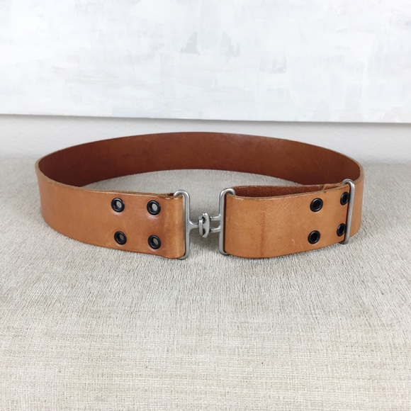 Banana Republic Accessories - Banana Republic Cognat Tan Italian Leather Belt